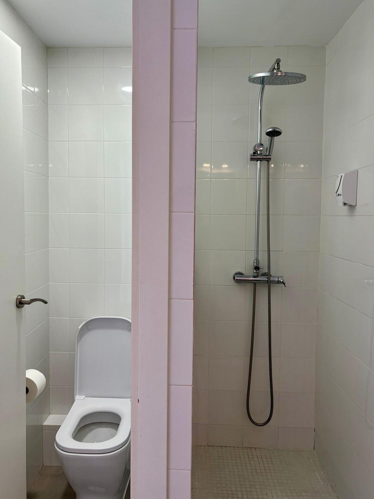 Double or Twin Room with Private Bathroom,1623651894:JPEG